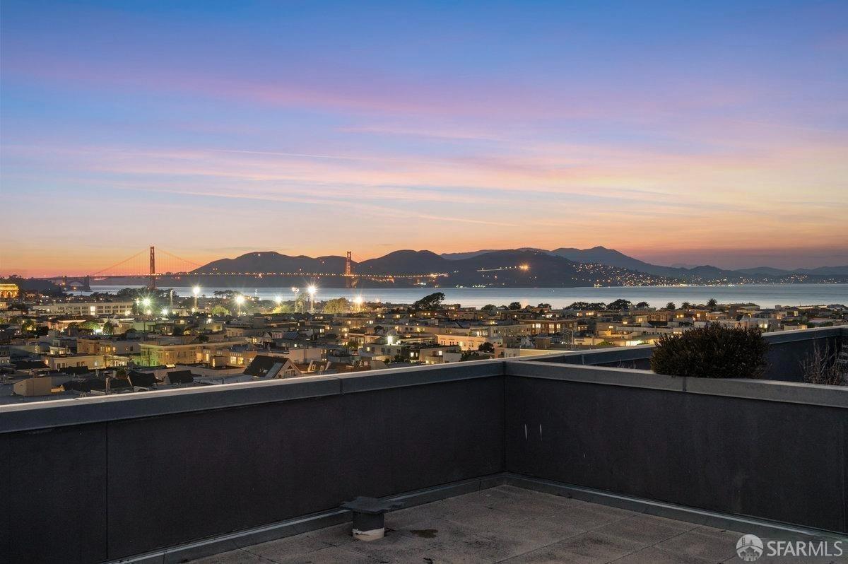 Detail Gallery Image 42 of 56 For 1501 Filbert St Ph7f,  San Francisco,  CA 94123 - 2 Beds | 2/1 Baths