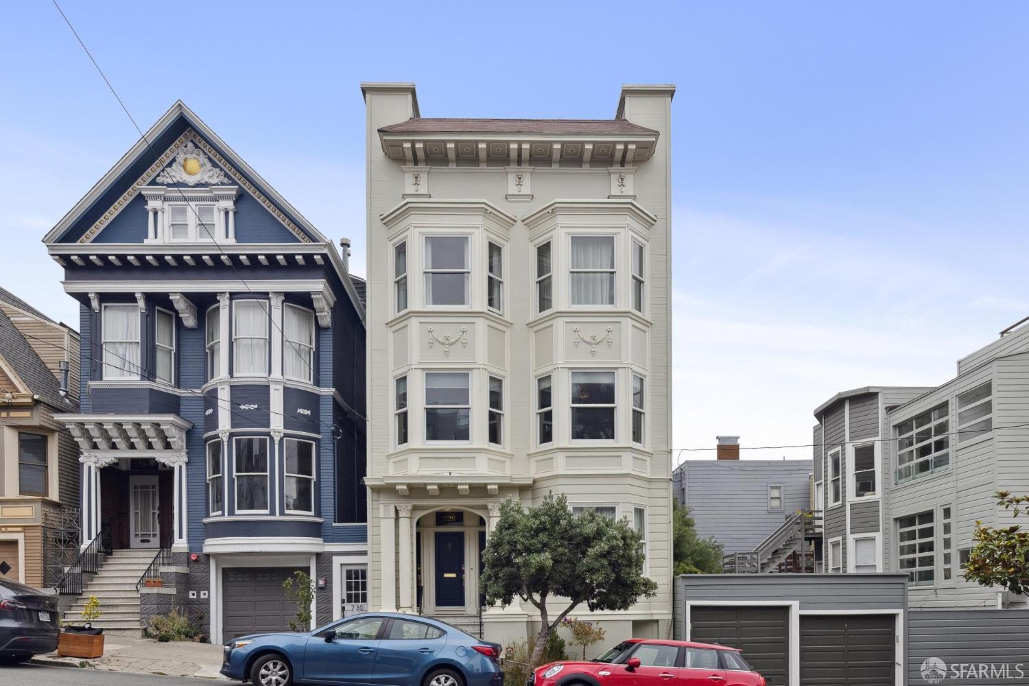 Detail Gallery Image 2 of 39 For 726 Lyon St, San Francisco,  CA 94115 - 3 Beds | 2 Baths