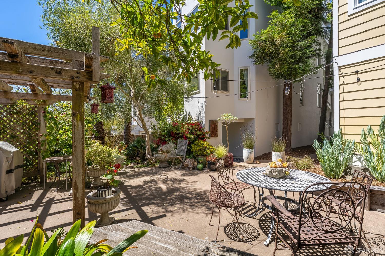 Detail Gallery Image 26 of 27 For 1145 Green St #3,  San Francisco,  CA 94109 - 1 Beds | 1 Baths