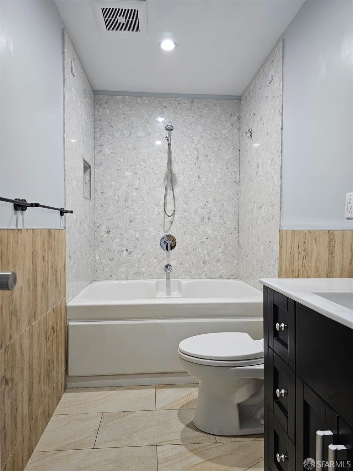 Detail Gallery Image 38 of 72 For 879 Humboldt Rd, Brisbane,  CA 94005 - 7 Beds | 6 Baths