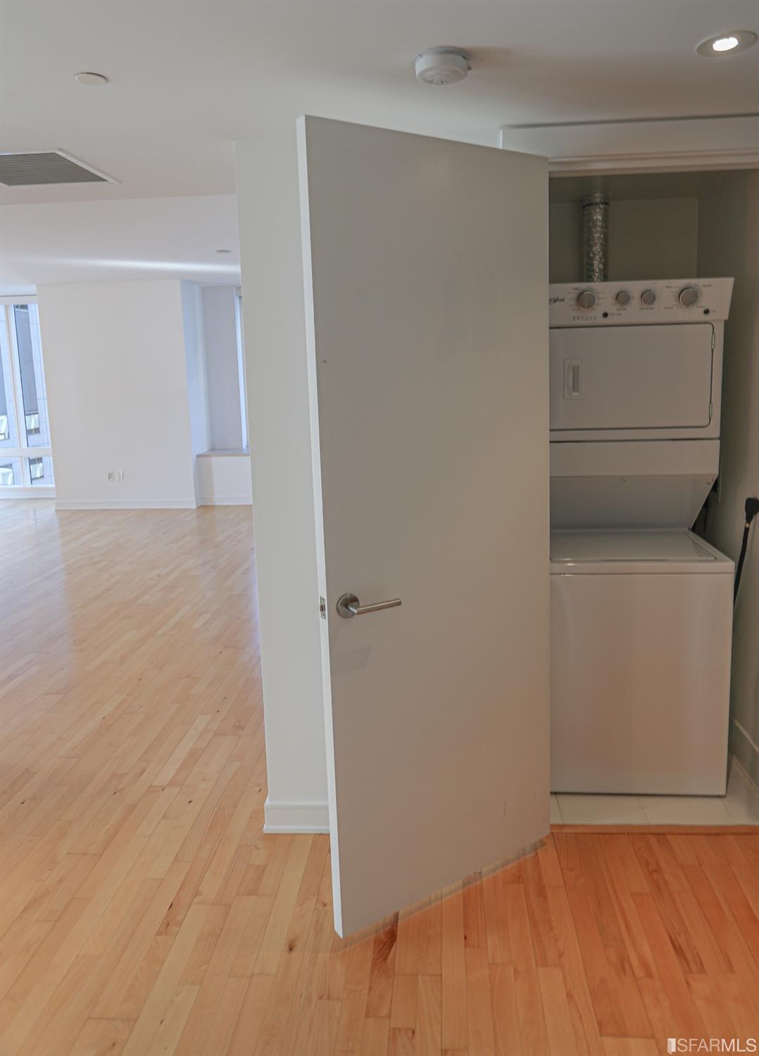 Detail Gallery Image 15 of 17 For 301 Mission St 23a,  San Francisco,  CA 94105 - 2 Beds | 2 Baths