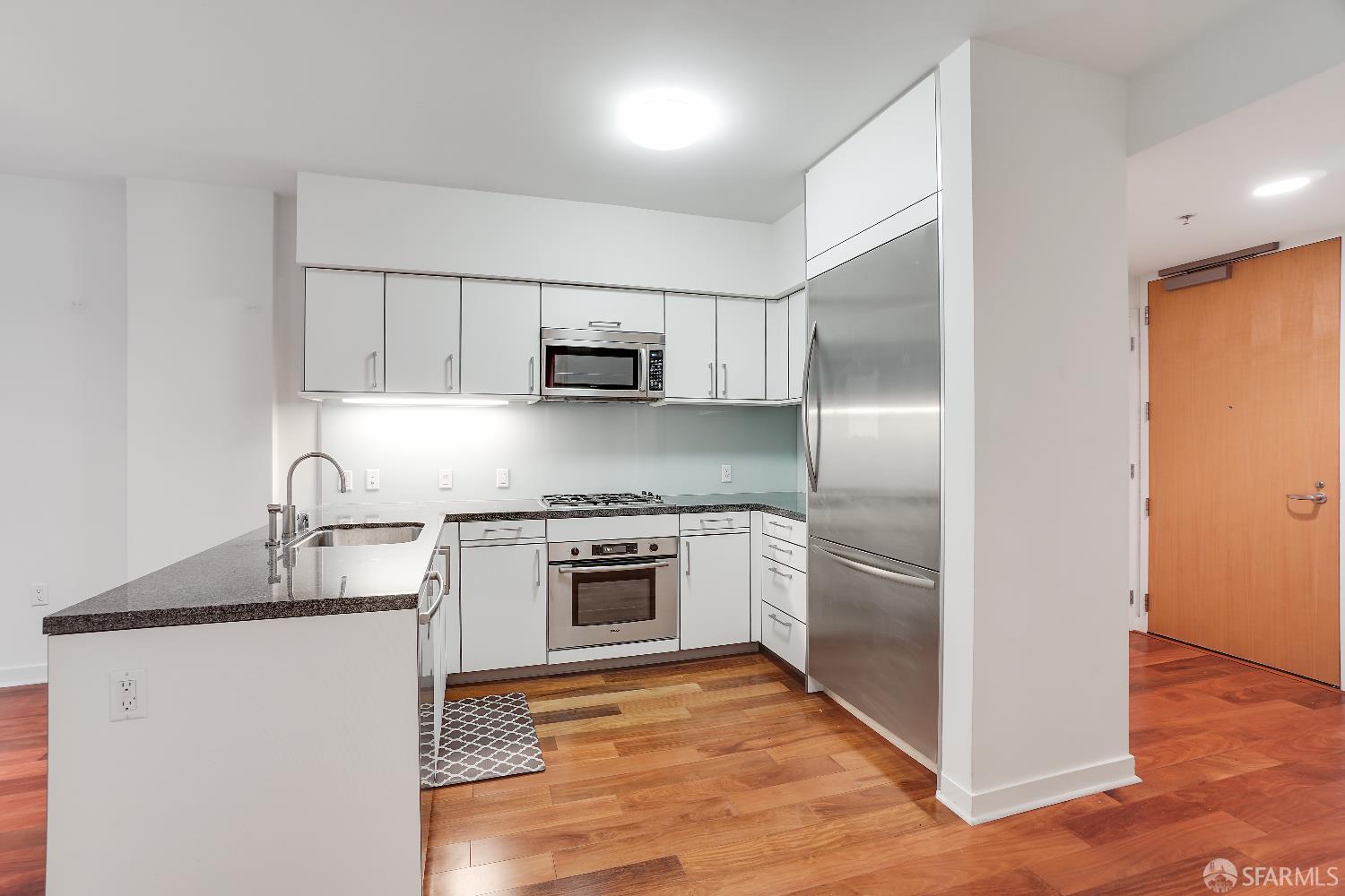 Detail Gallery Image 7 of 41 For 333 Main St 4l,  San Francisco,  CA 94105 - 1 Beds | 1 Baths