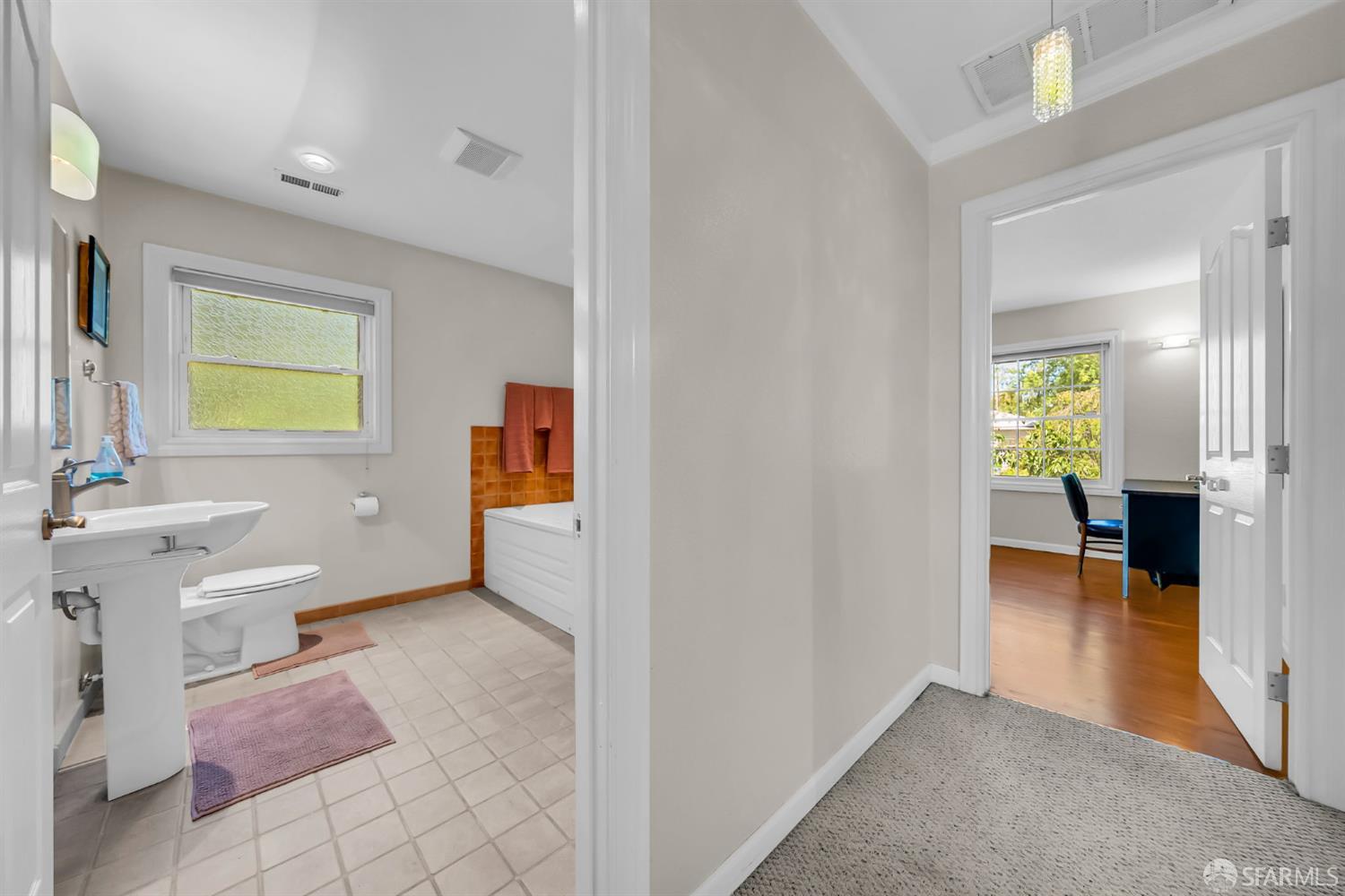 Detail Gallery Image 36 of 55 For 2668 Ross Rd, Palo Alto,  CA 94303 - 3 Beds | 2 Baths