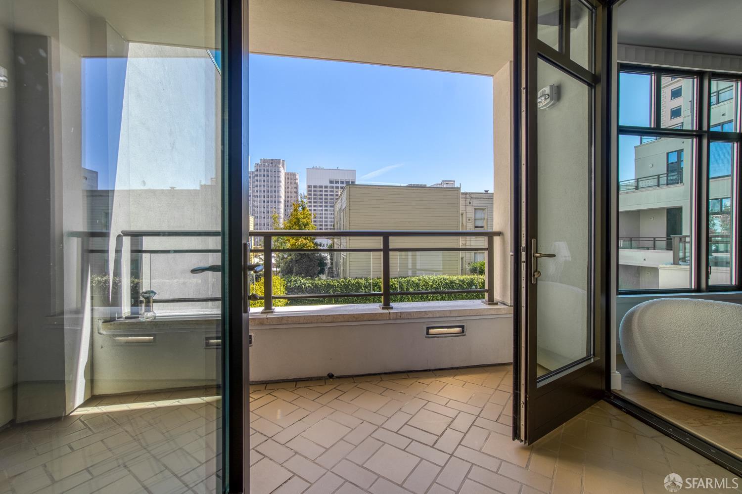 Detail Gallery Image 49 of 56 For 875 California St #403,  San Francisco,  CA 94108 - 2 Beds | 2 Baths