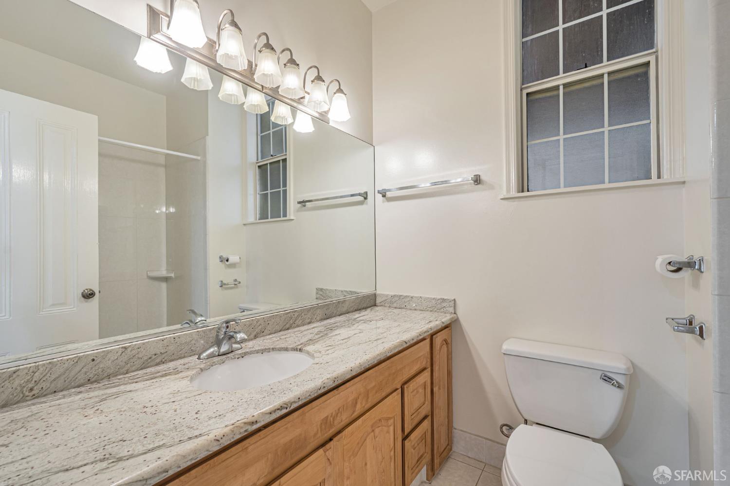 Detail Gallery Image 18 of 41 For 2733 Sutter St, San Francisco,  CA 94115 - 3 Beds | 2 Baths