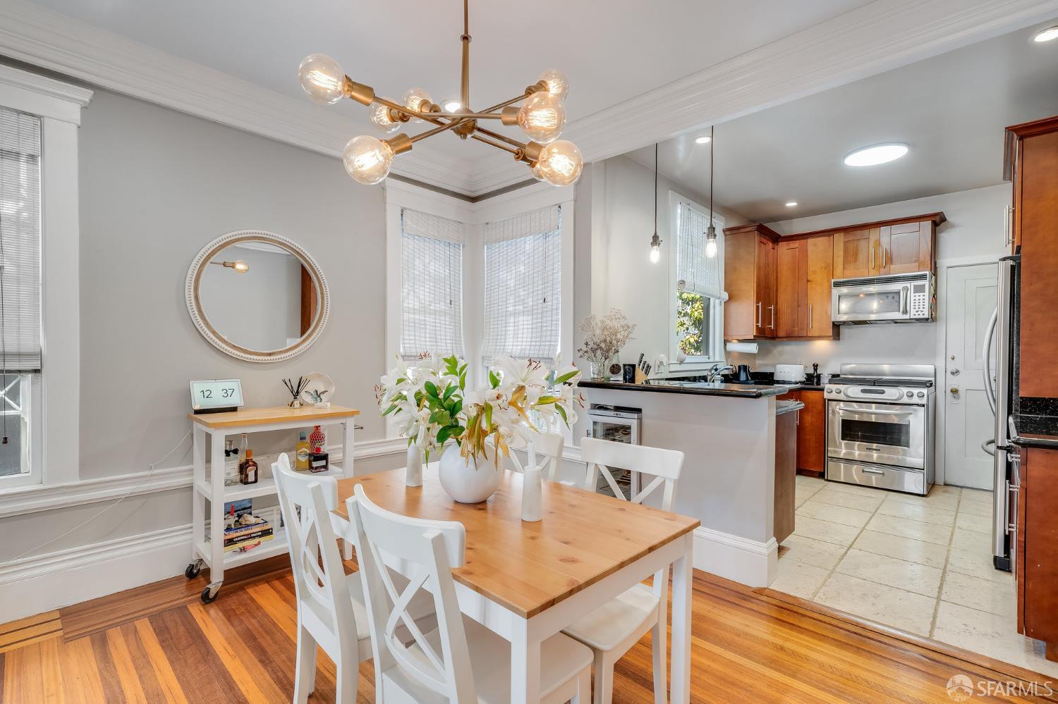 Detail Gallery Image 5 of 27 For 1145 Green St #3,  San Francisco,  CA 94109 - 1 Beds | 1 Baths