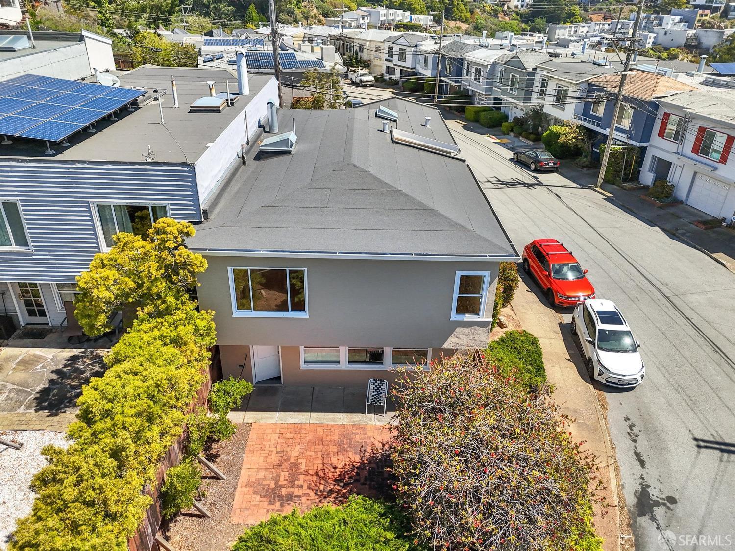Detail Gallery Image 7 of 37 For 596 Bella Vista Way, San Francisco,  CA 94127 - 3 Beds | 1 Baths