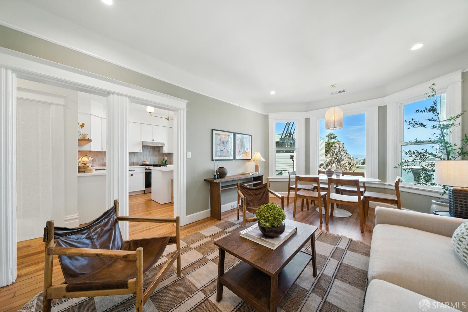 Detail Gallery Image 7 of 29 For 123 Ord St, San Francisco,  CA 94114 - – Beds | – Baths