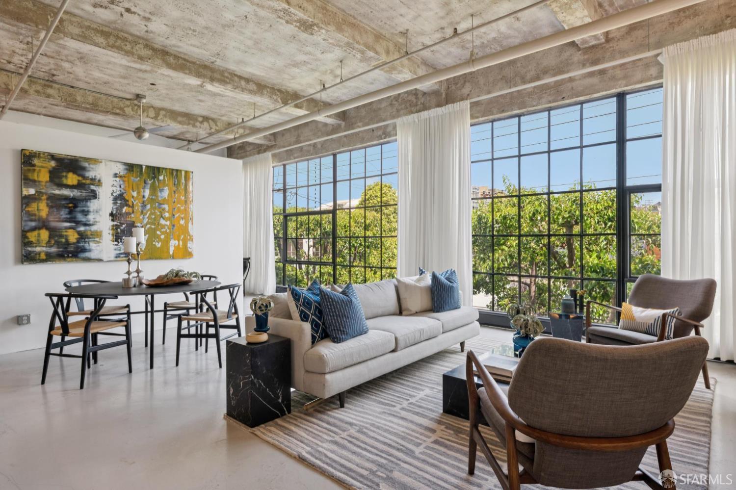 Detail Gallery Image 1 of 37 For 2711 18th St #34,  San Francisco,  CA 94110 - 1 Beds | 1 Baths
