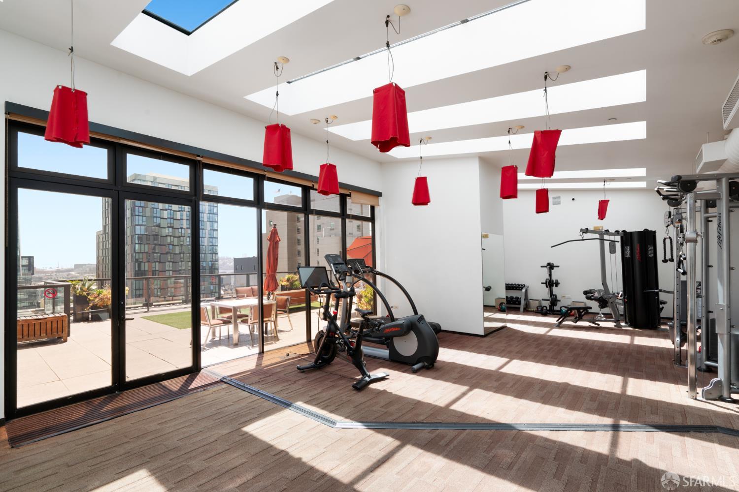 Detail Gallery Image 22 of 24 For 2 Mint Plz #207,  San Francisco,  CA 94103 - 1 Beds | 1 Baths