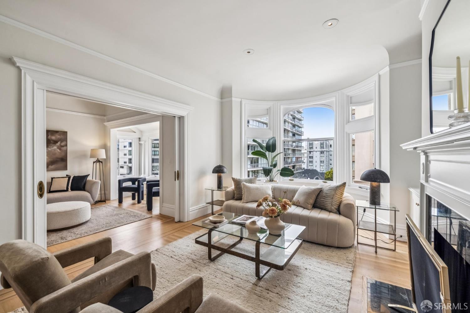 Detail Gallery Image 12 of 51 For 1971 Broadway St, San Francisco,  CA 94109 - 3 Beds | 2 Baths