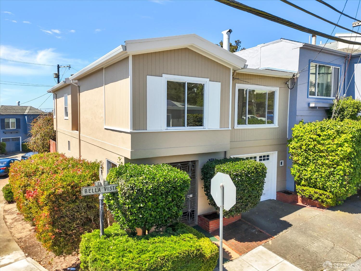Detail Gallery Image 3 of 37 For 596 Bella Vista Way, San Francisco,  CA 94127 - 3 Beds | 1 Baths