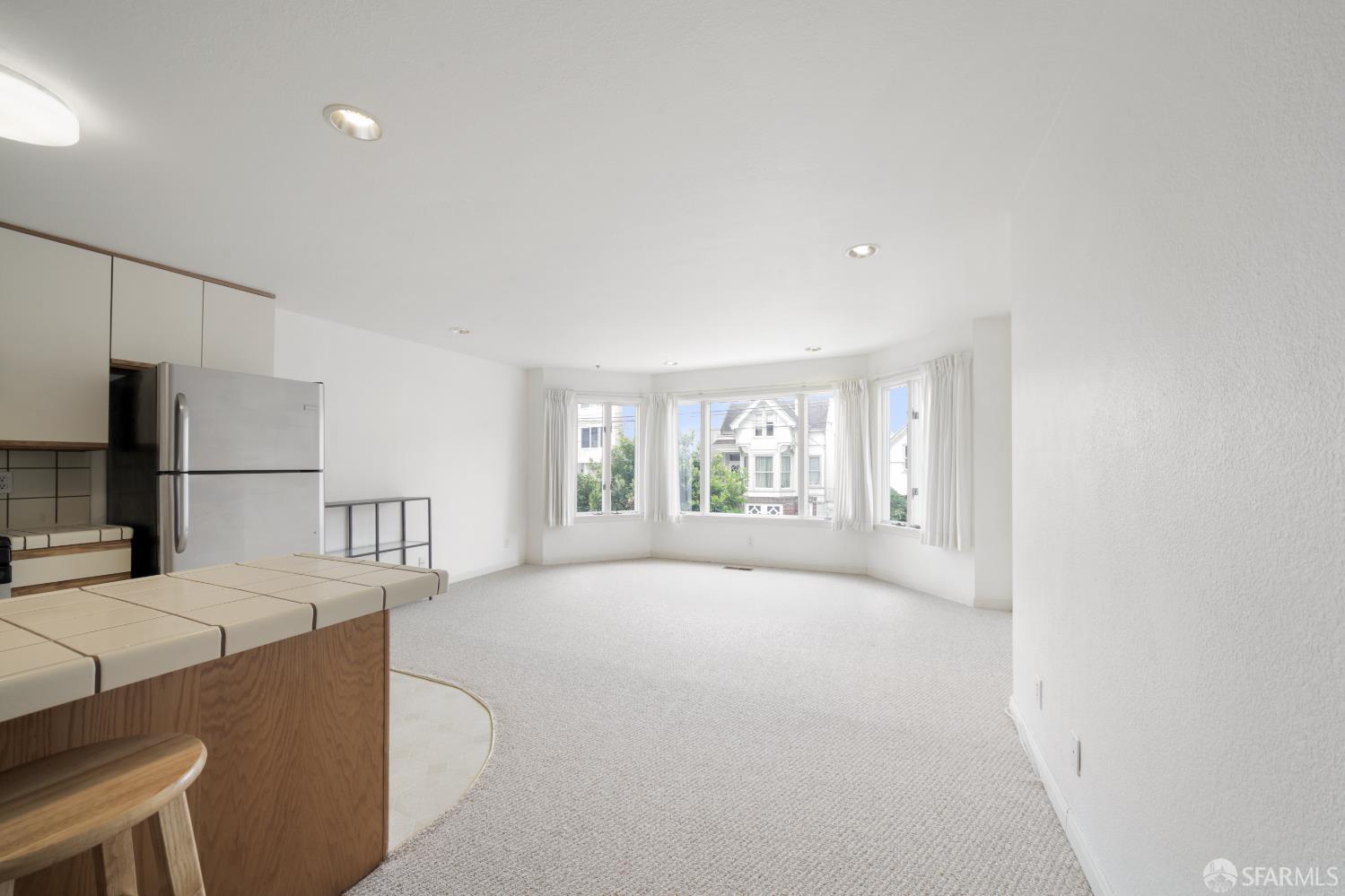 Detail Gallery Image 1 of 25 For 328 2nd Ave #2,  San Francisco,  CA 94118 - 2 Beds | 1 Baths