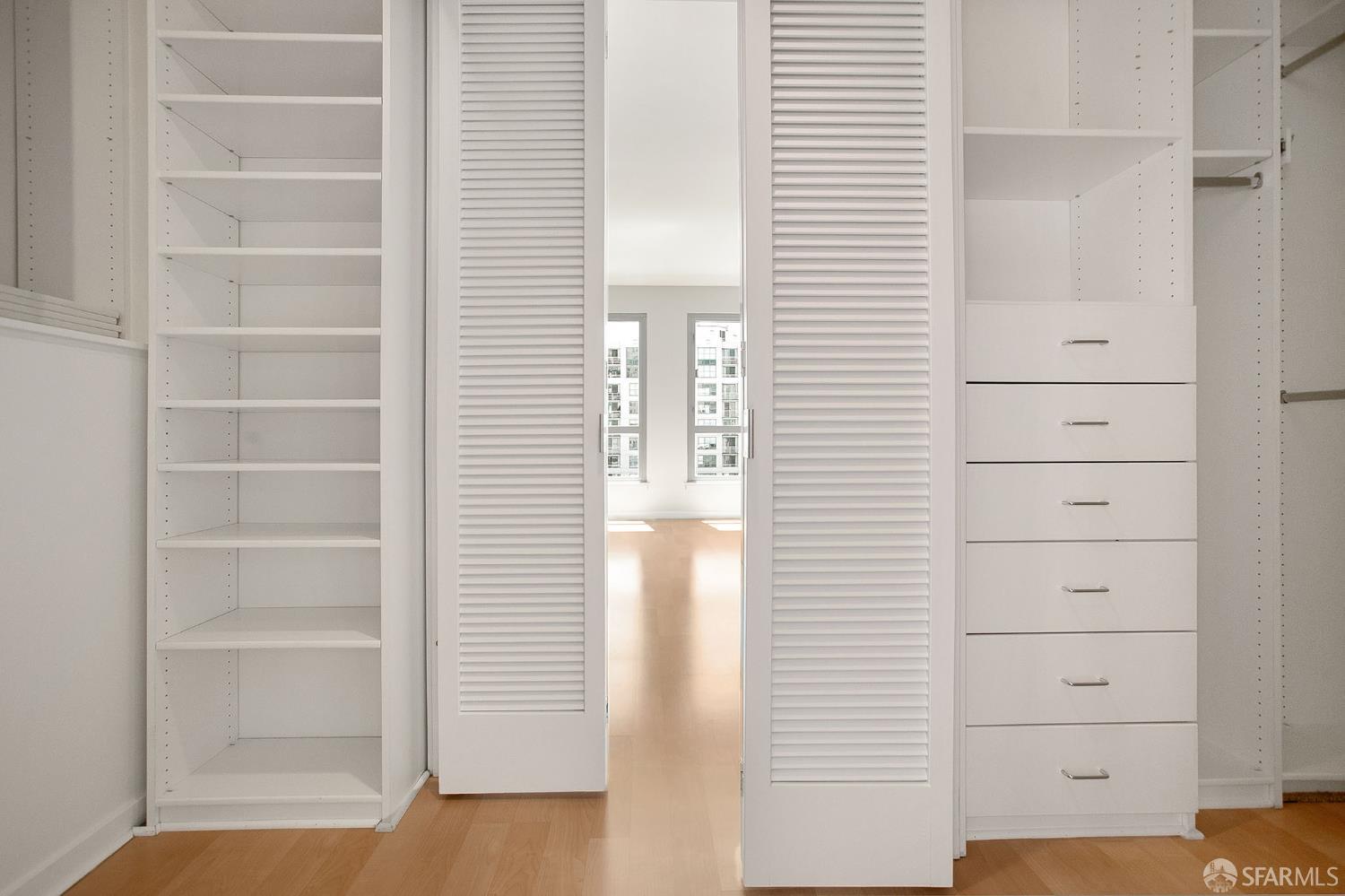 Detail Gallery Image 11 of 30 For 219 Brannan St 7j,  San Francisco,  CA 94107 - 2 Beds | 2 Baths