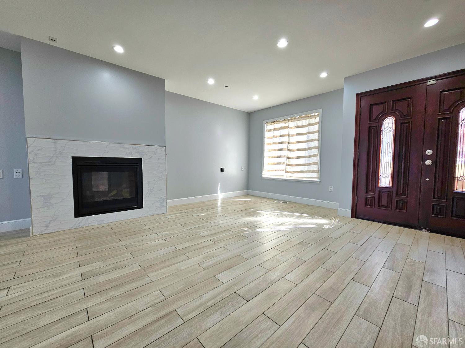 Detail Gallery Image 12 of 72 For 879 Humboldt Rd, Brisbane,  CA 94005 - 7 Beds | 6 Baths