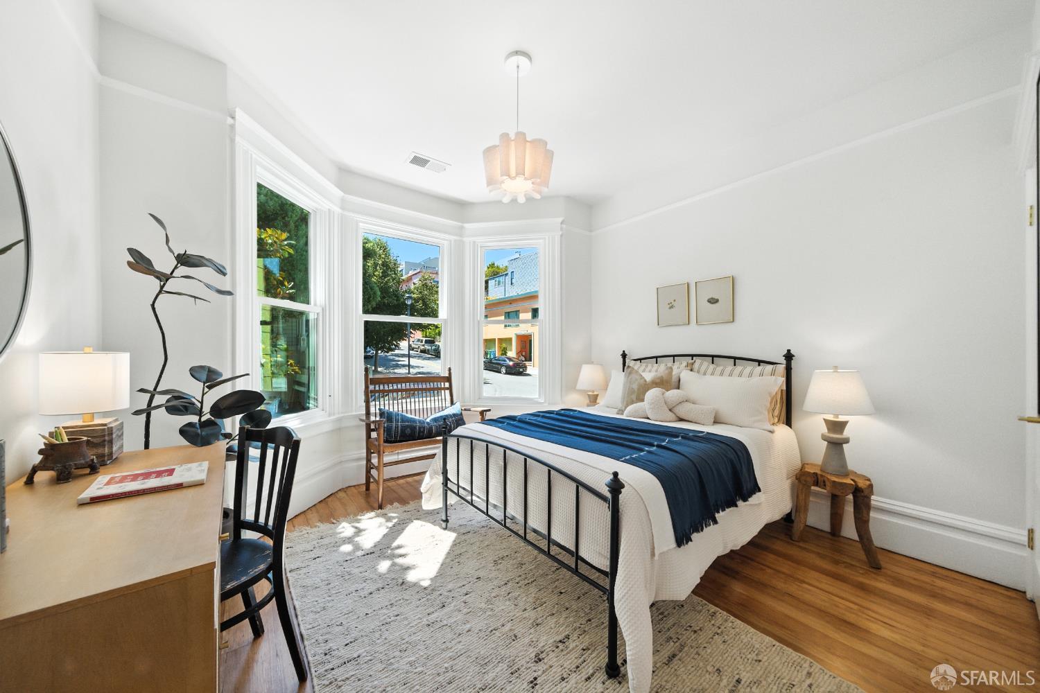 Detail Gallery Image 10 of 29 For 123 Ord St, San Francisco,  CA 94114 - – Beds | – Baths