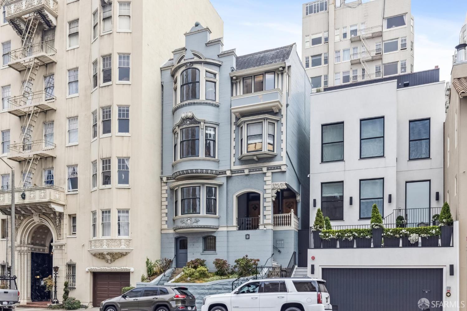 Detail Gallery Image 4 of 51 For 1971 Broadway St, San Francisco,  CA 94109 - 3 Beds | 2 Baths