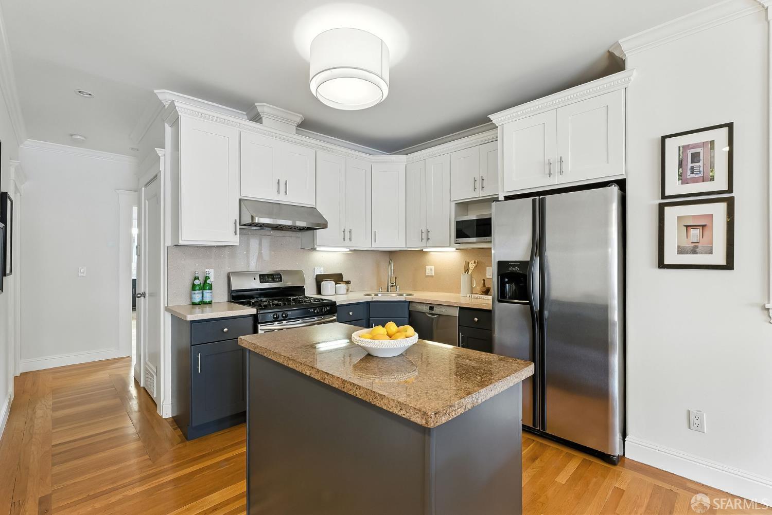 Detail Gallery Image 6 of 32 For 710 Arguello Blvd, San Francisco,  CA 94118 - 3 Beds | 3 Baths