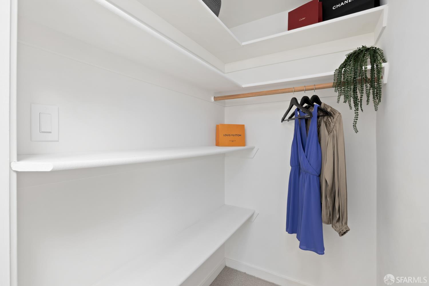 Detail Gallery Image 14 of 18 For 586 Alabama St, San Francisco,  CA 94110 - 2 Beds | 2 Baths