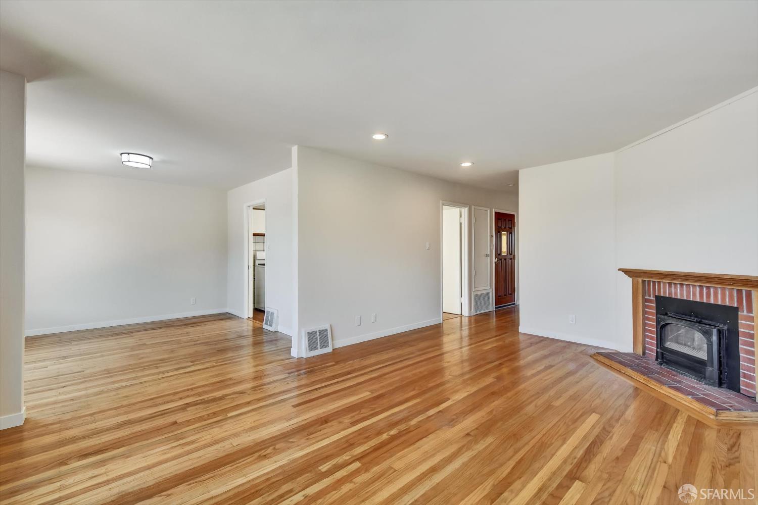 Detail Gallery Image 12 of 37 For 596 Bella Vista Way, San Francisco,  CA 94127 - 3 Beds | 1 Baths