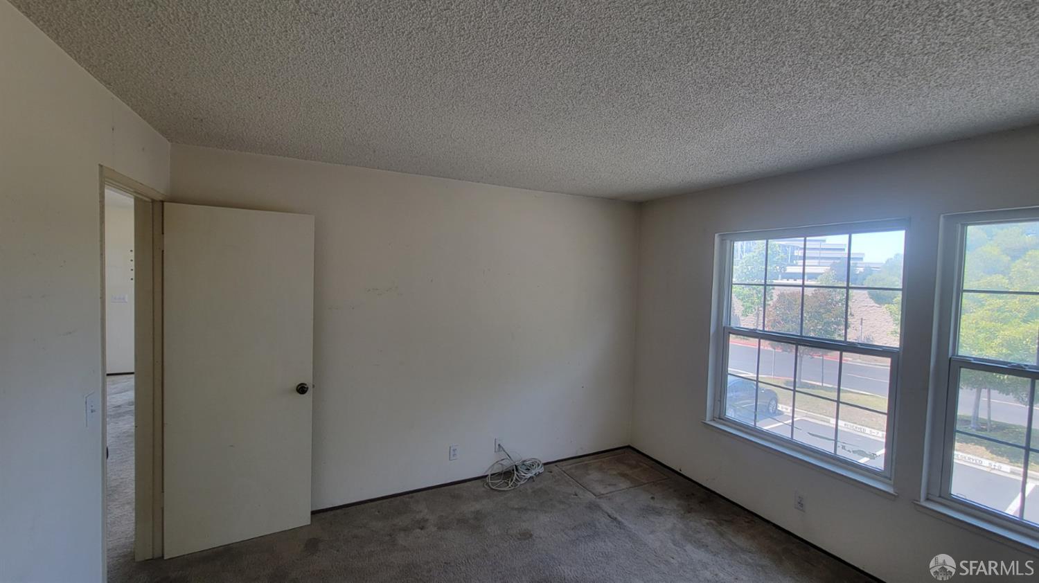 Detail Gallery Image 7 of 9 For 1628 Vista Del Sol St #1,  San Mateo,  CA 94404 - 1 Beds | 1 Baths