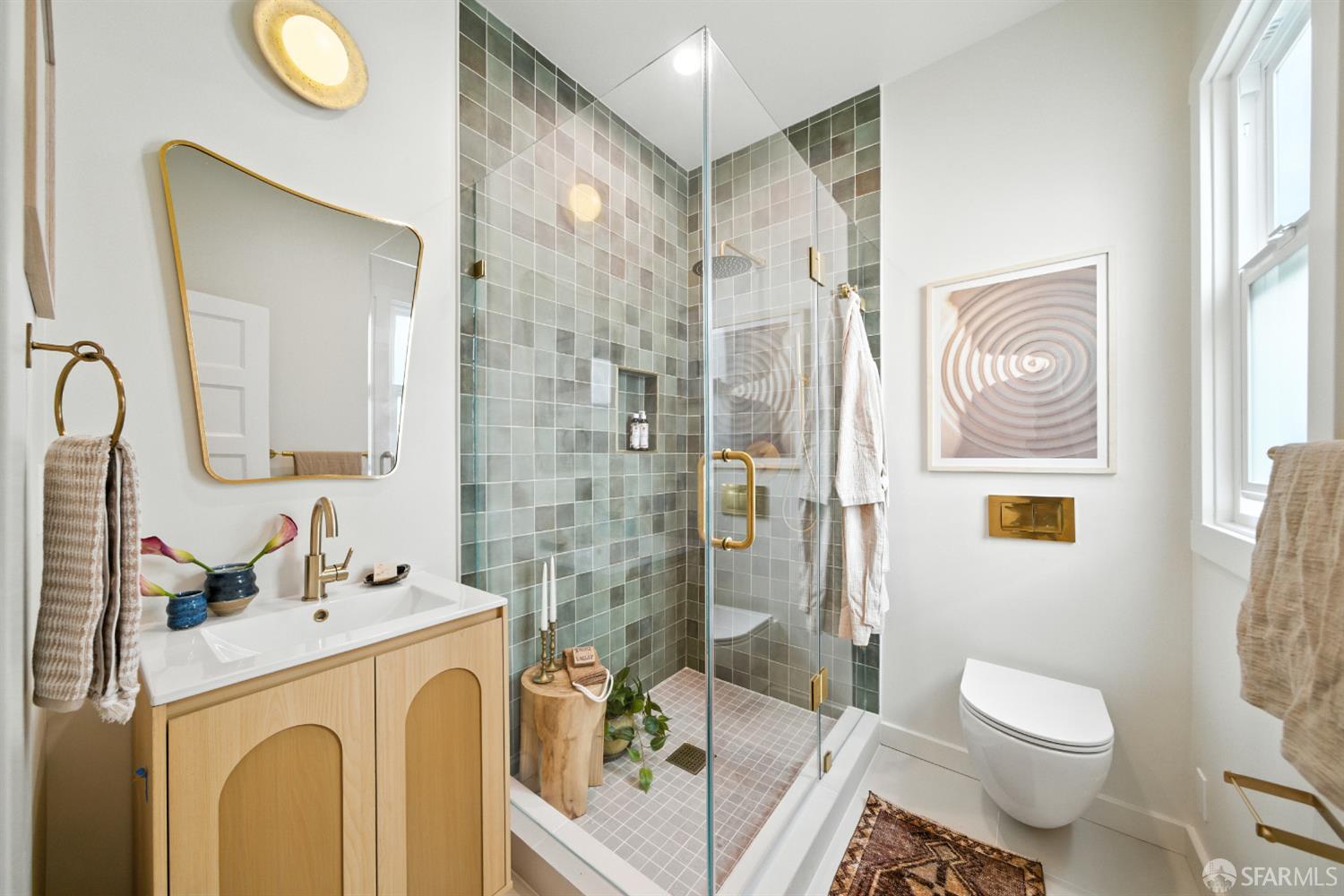 Detail Gallery Image 13 of 29 For 123 Ord St, San Francisco,  CA 94114 - – Beds | – Baths
