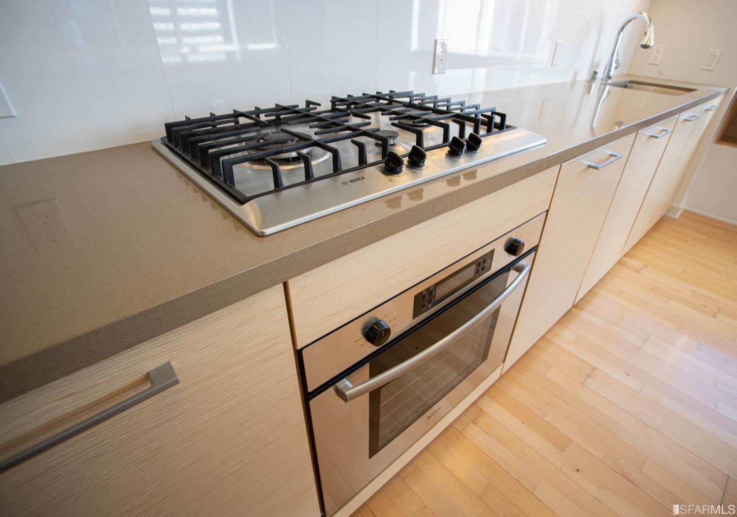 Detail Gallery Image 4 of 17 For 301 Mission St 23a,  San Francisco,  CA 94105 - 2 Beds | 2 Baths