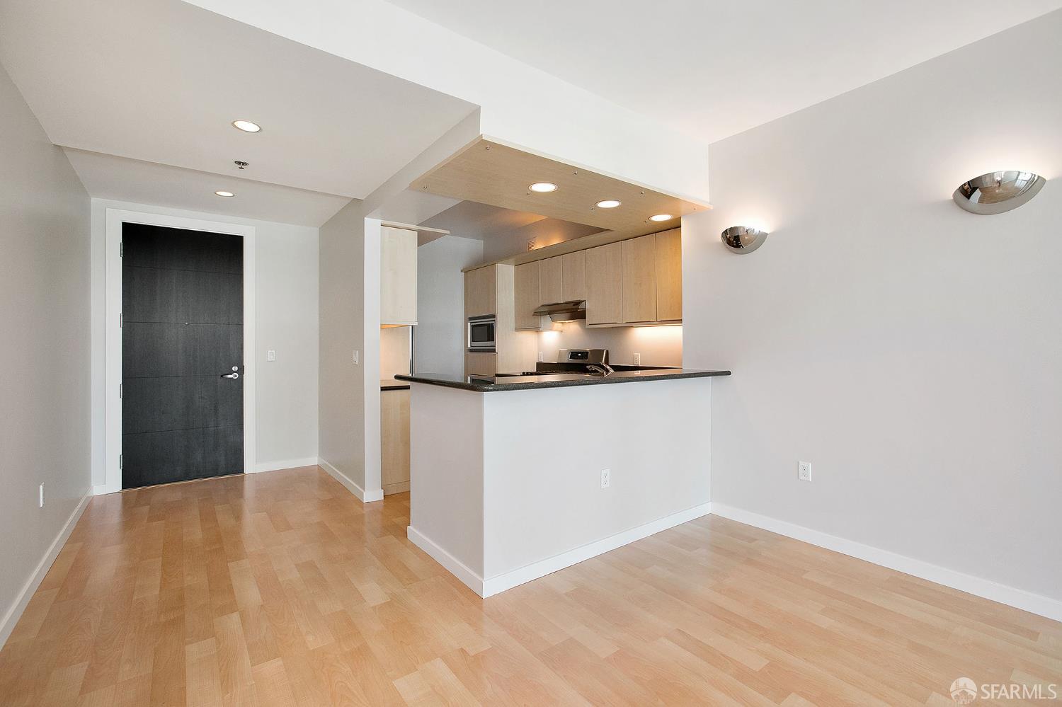 Detail Gallery Image 7 of 30 For 219 Brannan St 7j,  San Francisco,  CA 94107 - 2 Beds | 2 Baths