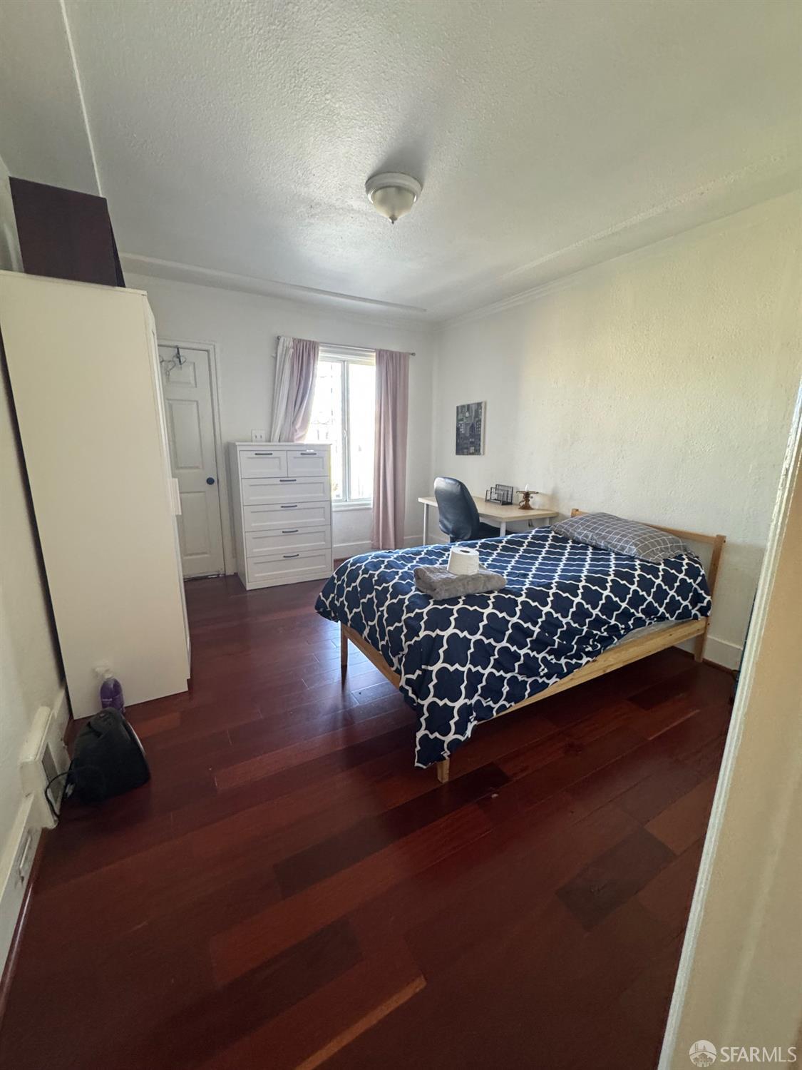 Front Image Thumbnail for SF425041012