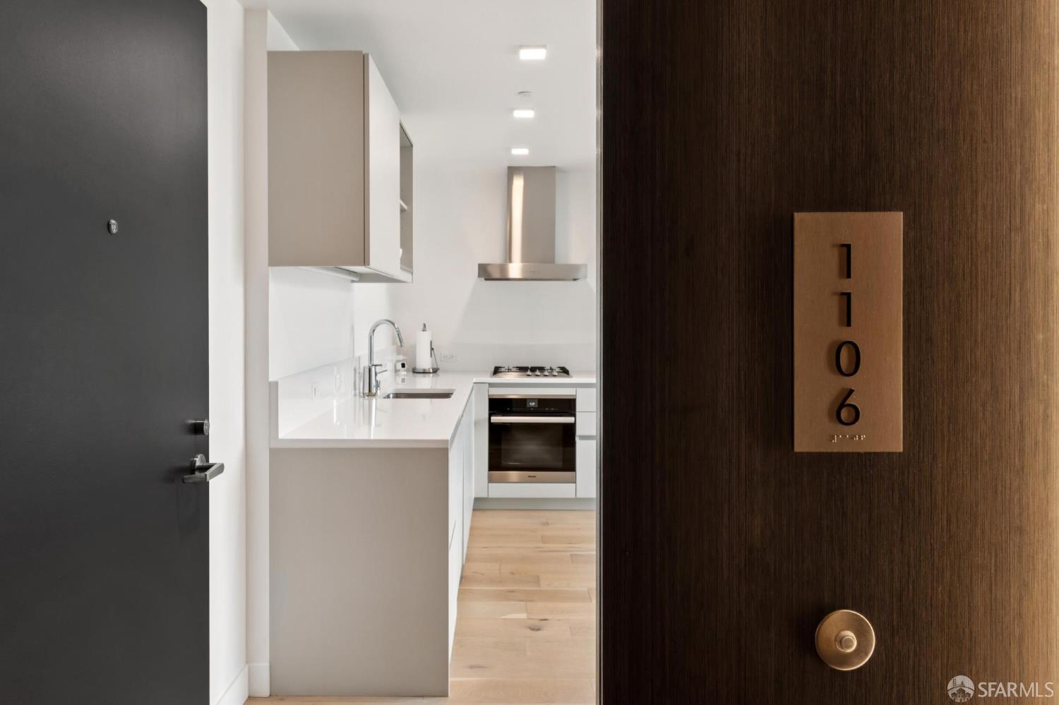 Detail Gallery Image 3 of 58 For 1545 Pine St #1106,  San Francisco,  CA 94109 - 1 Beds | 1 Baths