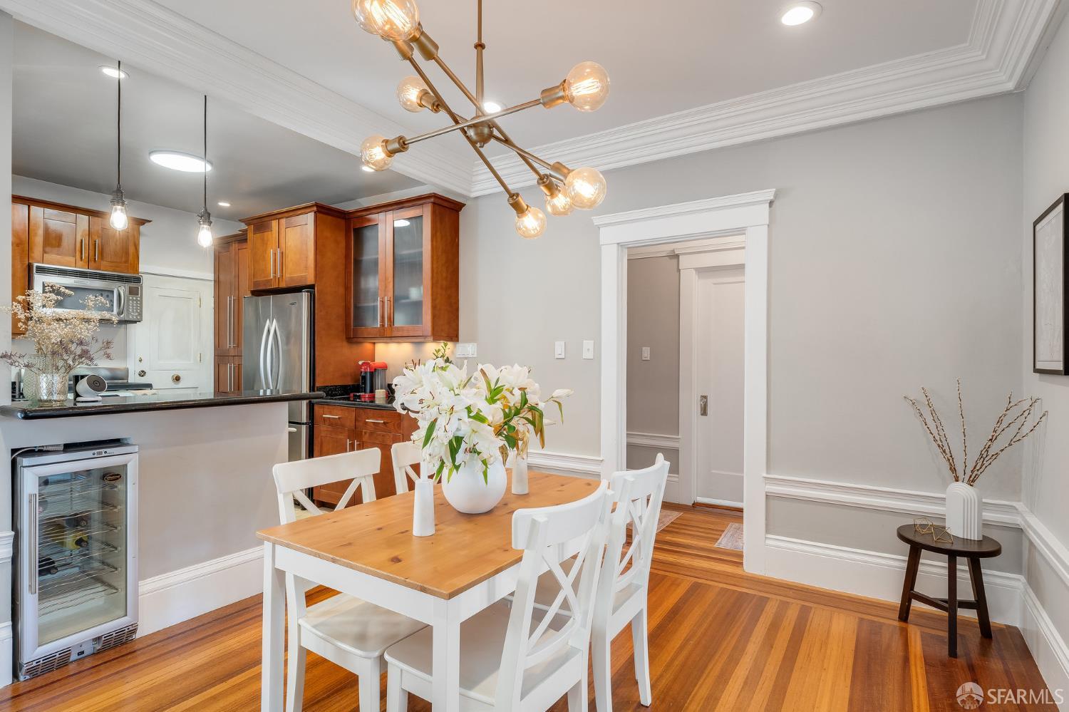 Detail Gallery Image 6 of 27 For 1145 Green St #3,  San Francisco,  CA 94109 - 1 Beds | 1 Baths