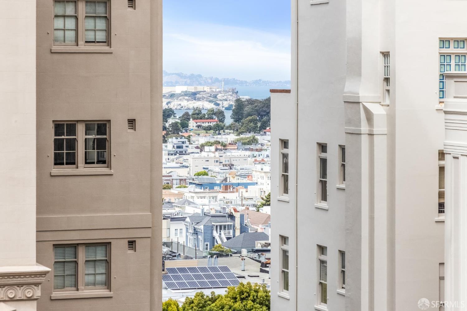 Detail Gallery Image 13 of 51 For 1971 Broadway St, San Francisco,  CA 94109 - 3 Beds | 2 Baths