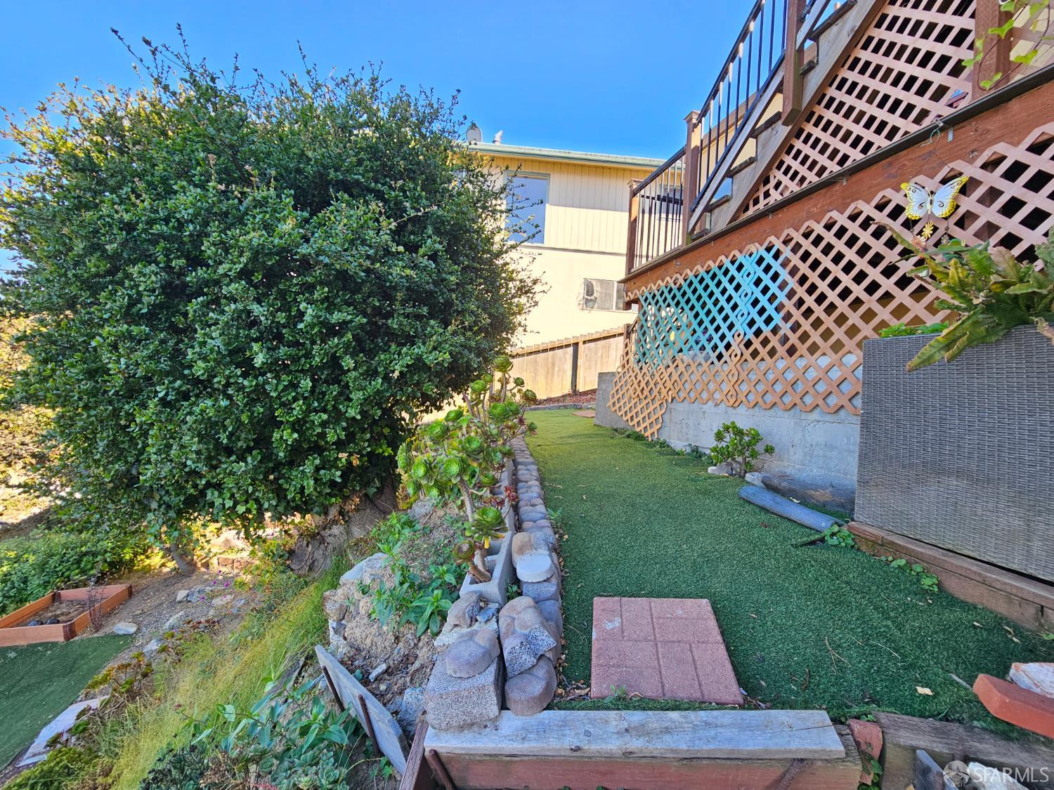 Detail Gallery Image 30 of 72 For 879 Humboldt Rd, Brisbane,  CA 94005 - 7 Beds | 6 Baths