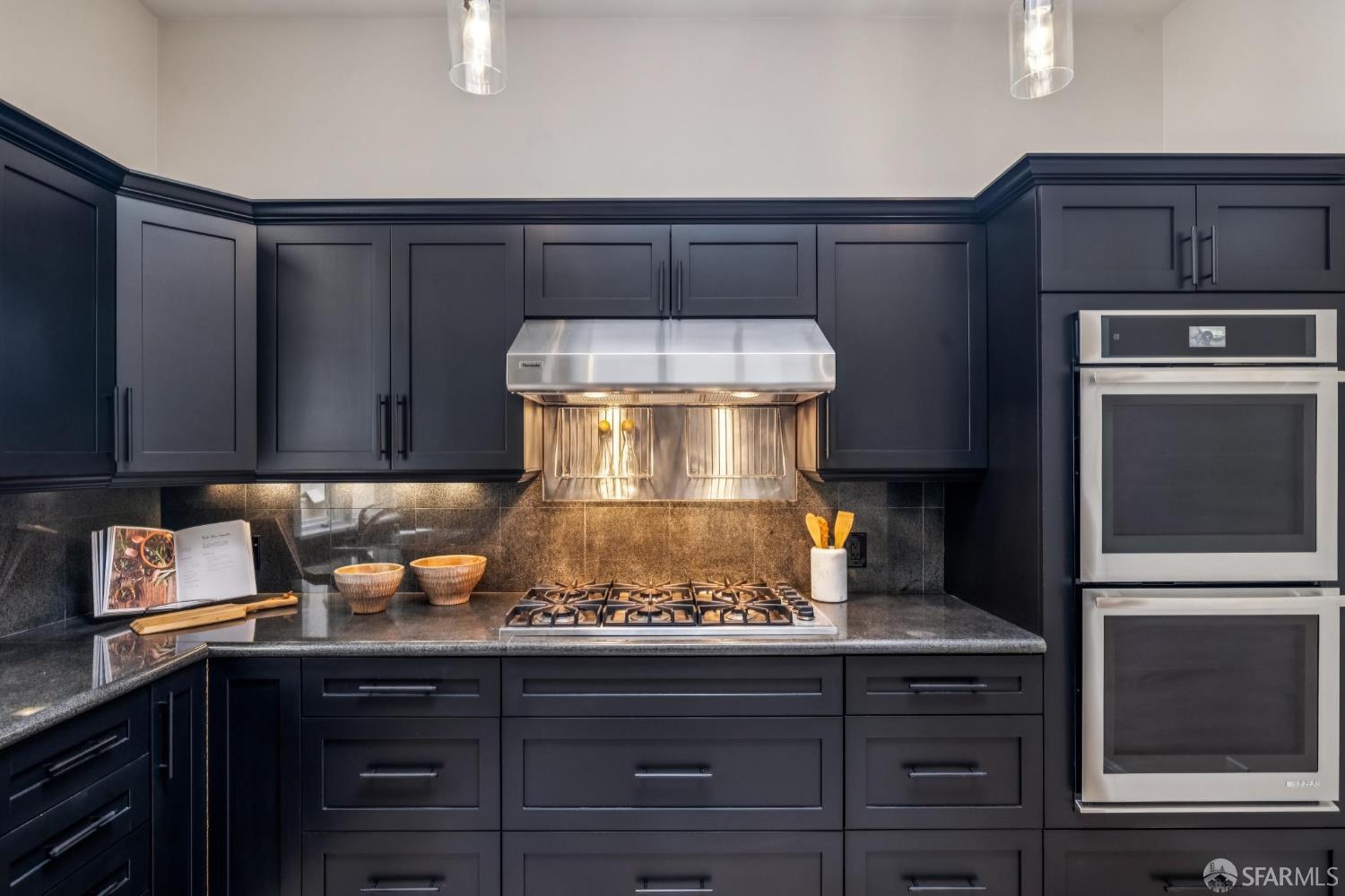 Detail Gallery Image 26 of 51 For 1971 Broadway St, San Francisco,  CA 94109 - 3 Beds | 2 Baths