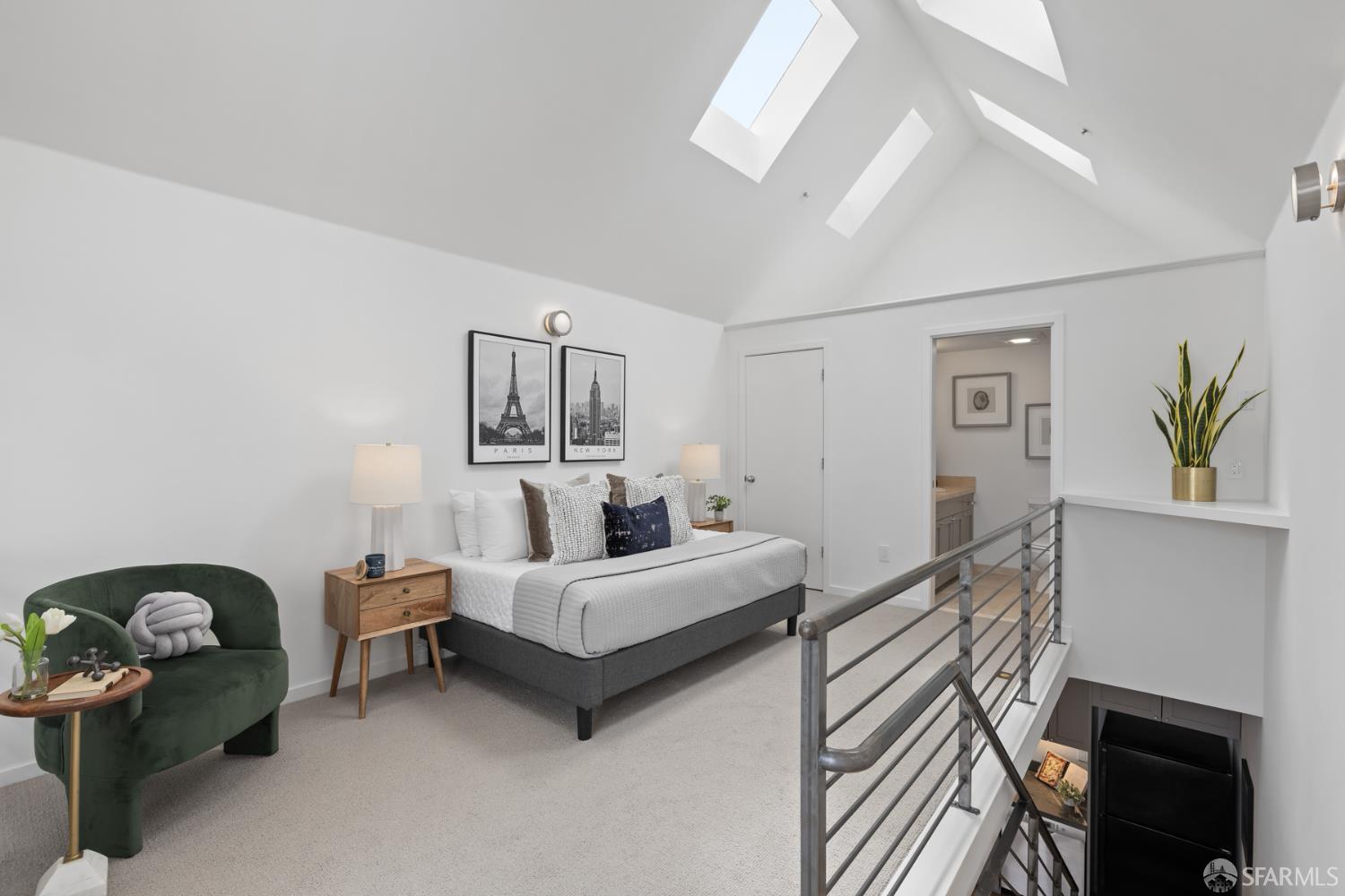 Detail Gallery Image 12 of 18 For 586 Alabama St, San Francisco,  CA 94110 - 2 Beds | 2 Baths