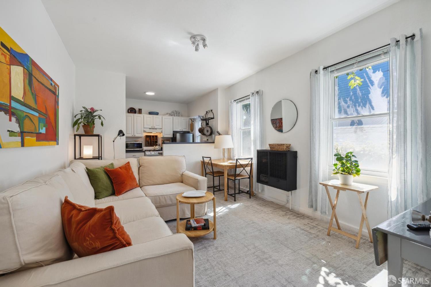 Detail Gallery Image 3 of 30 For 1742 Blake St #2,  Berkeley,  CA 94703 - 1 Beds | 1 Baths