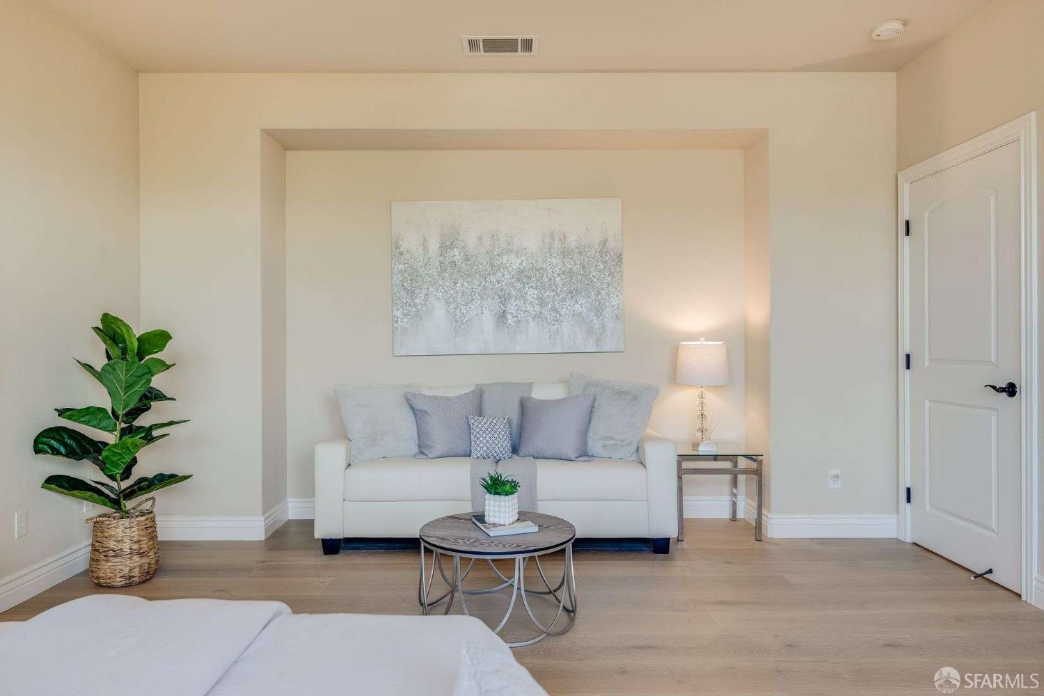 Detail Gallery Image 24 of 52 For 5619 Wells Ln, San Ramon,  CA 94582 - 5 Beds | 3/1 Baths