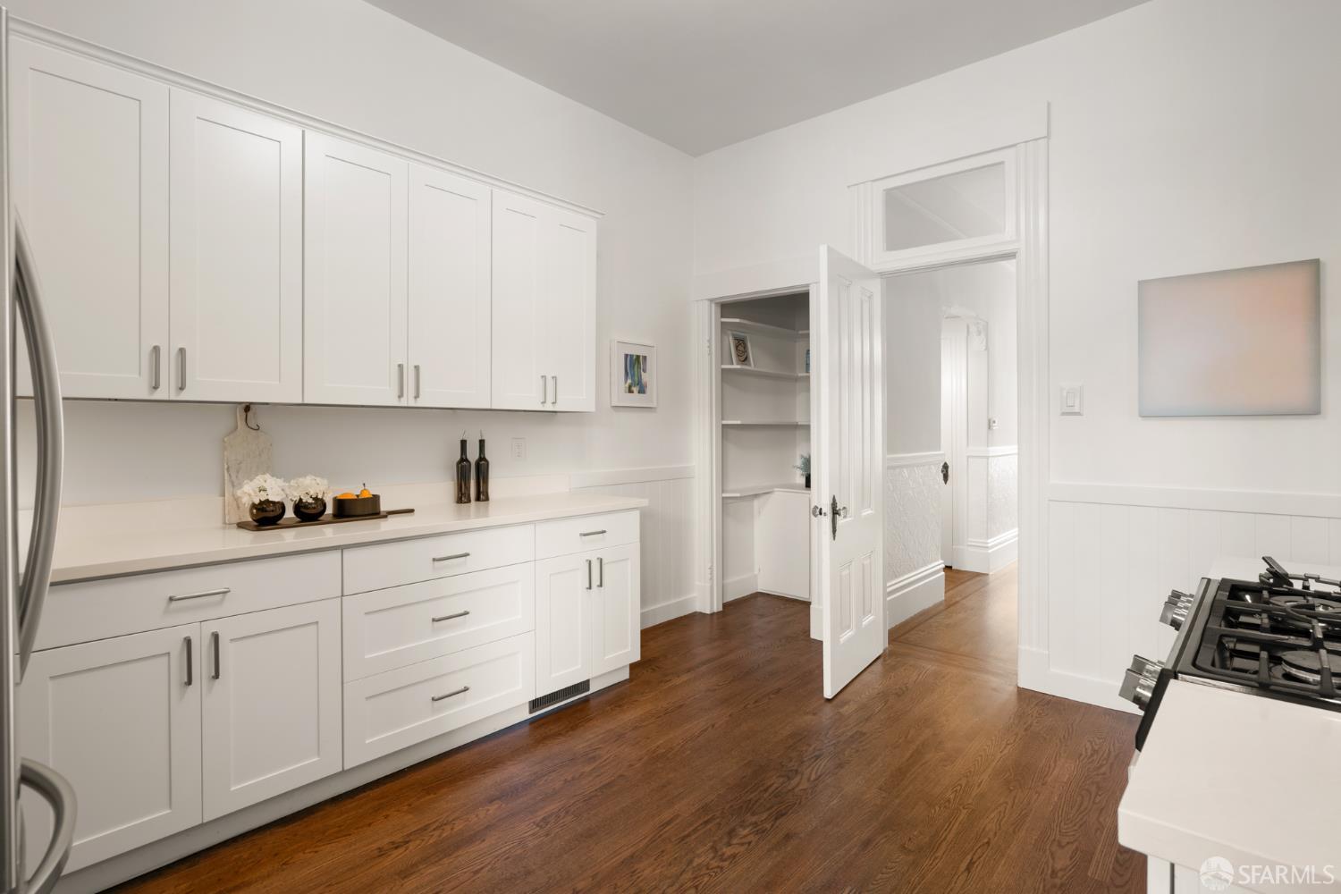 Detail Gallery Image 10 of 33 For 1384 Utah St, San Francisco,  CA 94110 - 2 Beds | 1 Baths