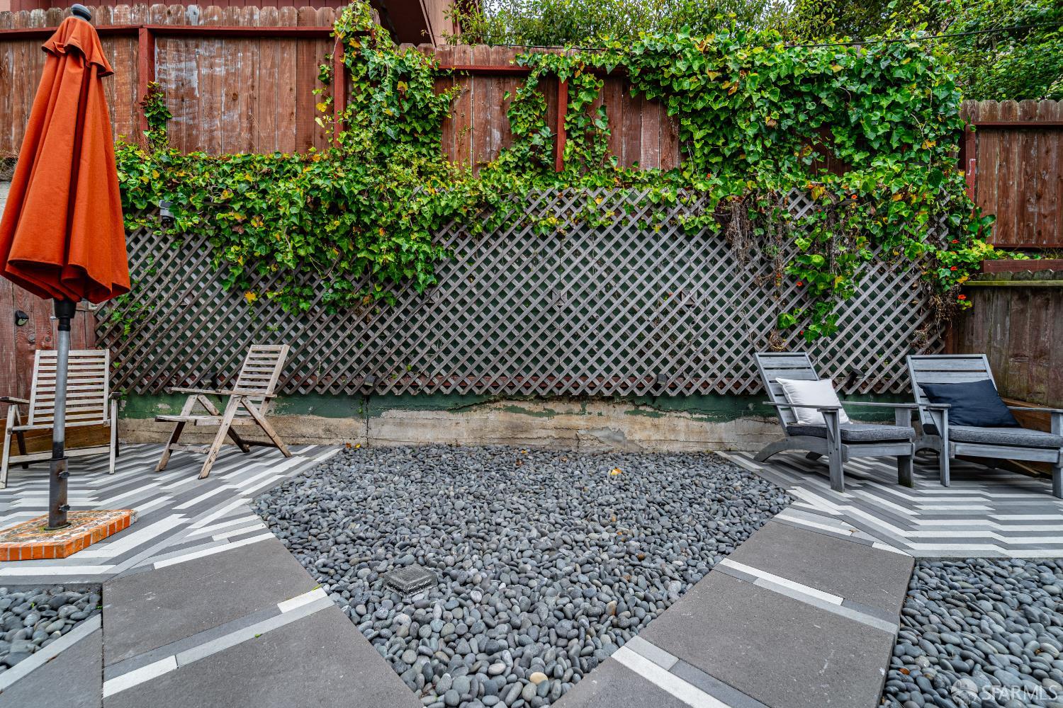 Detail Gallery Image 25 of 38 For 2212 15th Ave, San Francisco,  CA 94116 - 2 Beds | 1 Baths