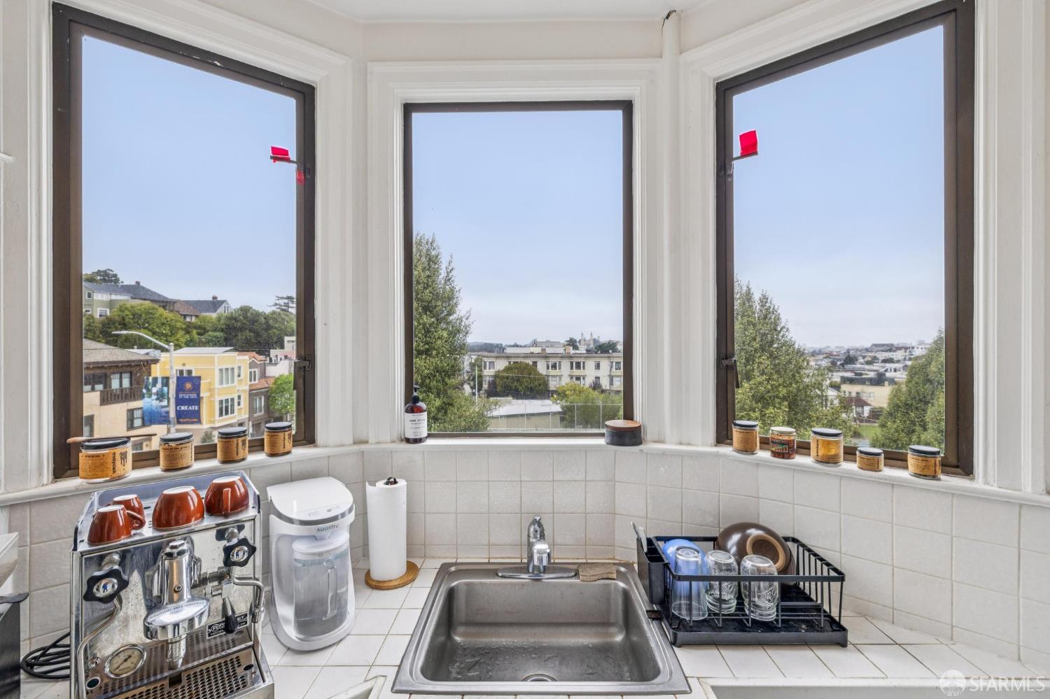 Detail Gallery Image 26 of 63 For 265 Rivoli St, San Francisco,  CA 94117 - – Beds | – Baths