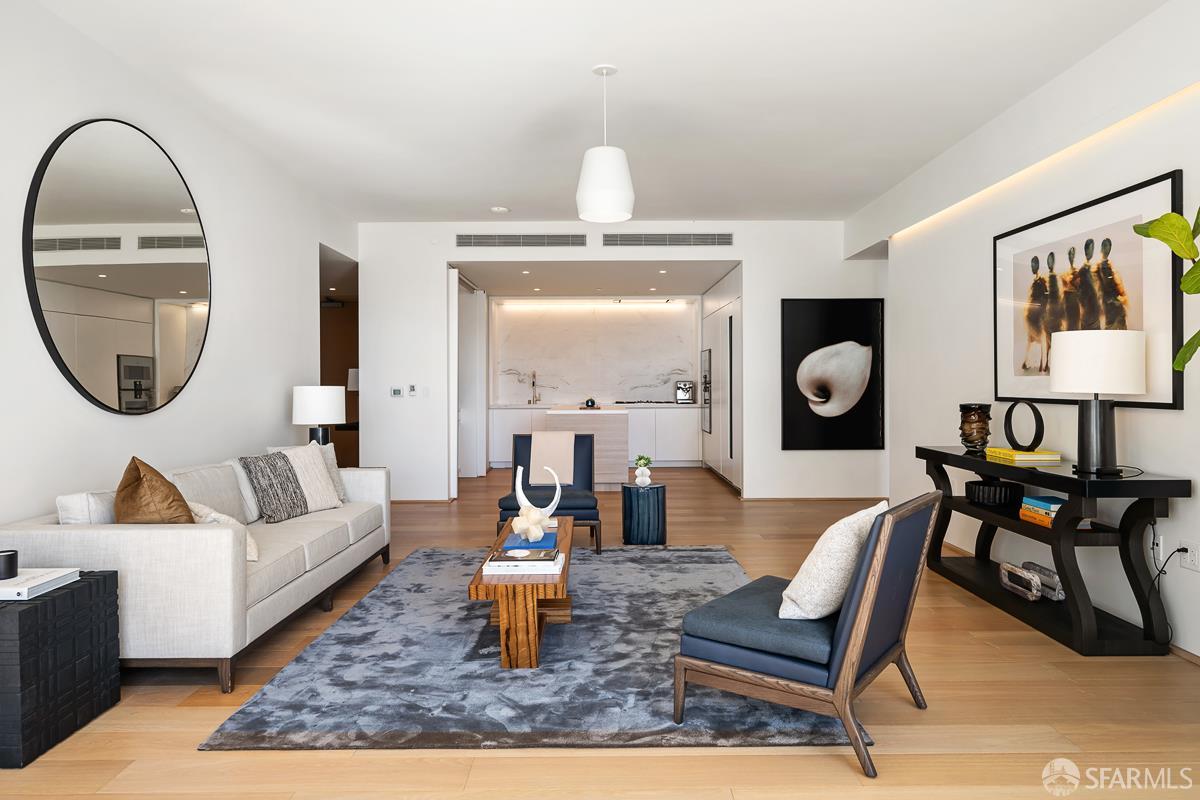 Photo #3: 425027292 Listing 