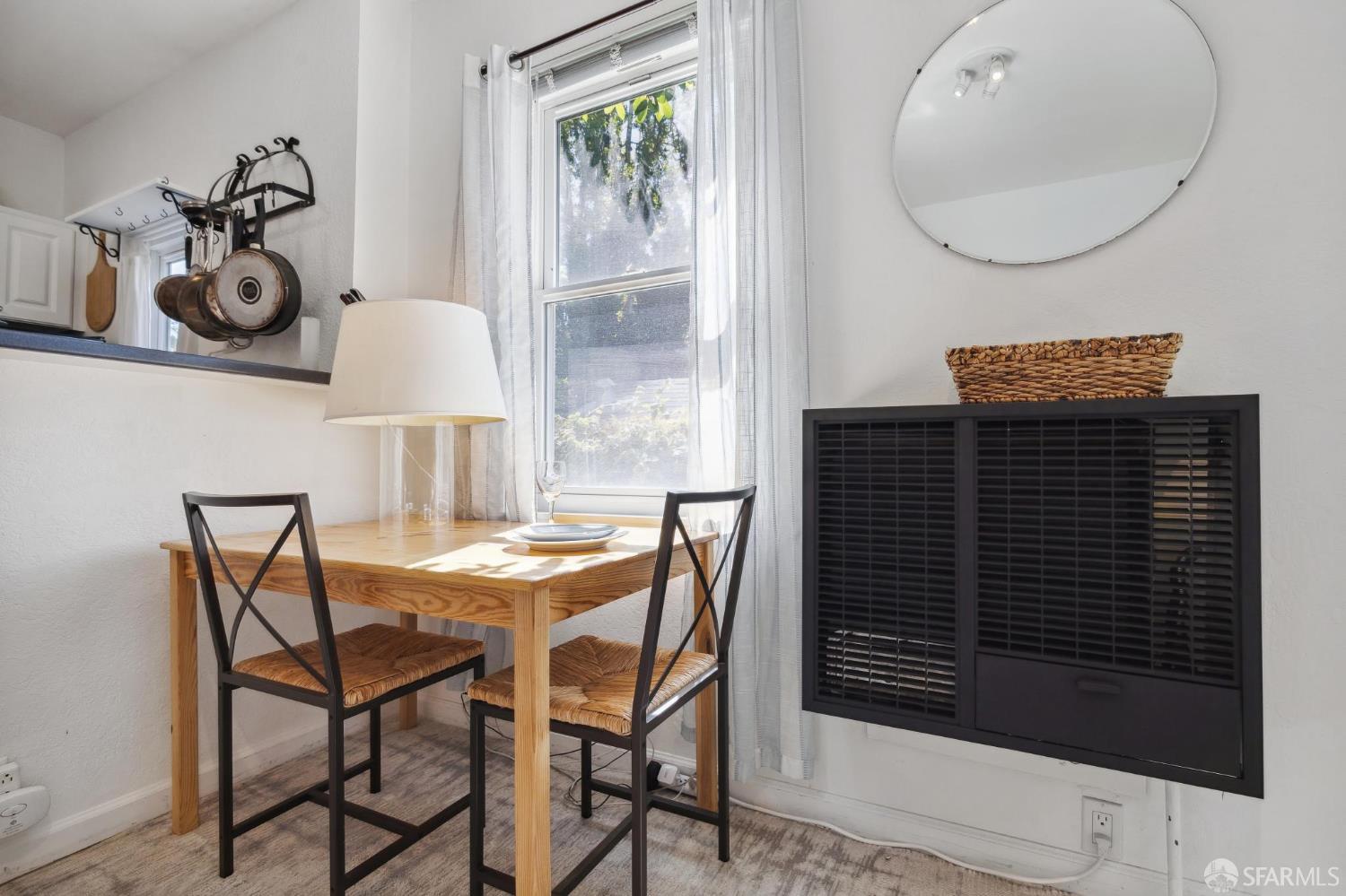 Detail Gallery Image 21 of 30 For 1742 Blake St #2,  Berkeley,  CA 94703 - 1 Beds | 1 Baths
