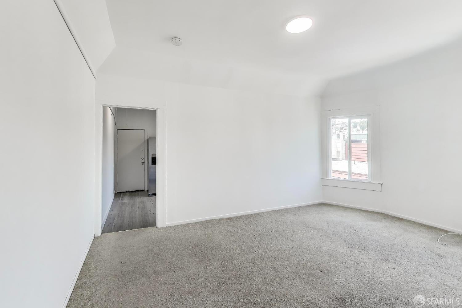 Detail Gallery Image 5 of 39 For 1671 Greenwich St, San Francisco,  CA 94123 - – Beds | – Baths