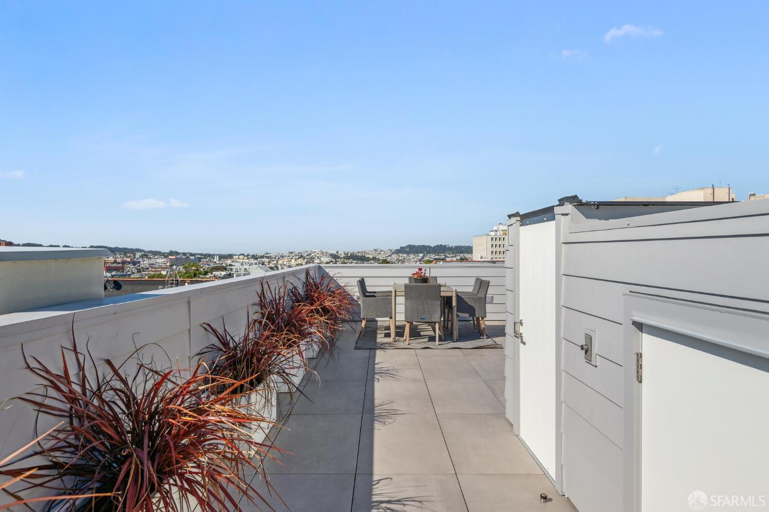 Detail Gallery Image 40 of 47 For 3657 California St, San Francisco,  CA 94118 - 3 Beds | 3 Baths