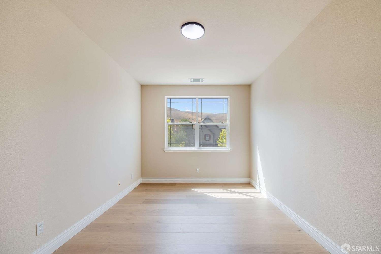Detail Gallery Image 36 of 52 For 5619 Wells Ln, San Ramon,  CA 94582 - 5 Beds | 3/1 Baths