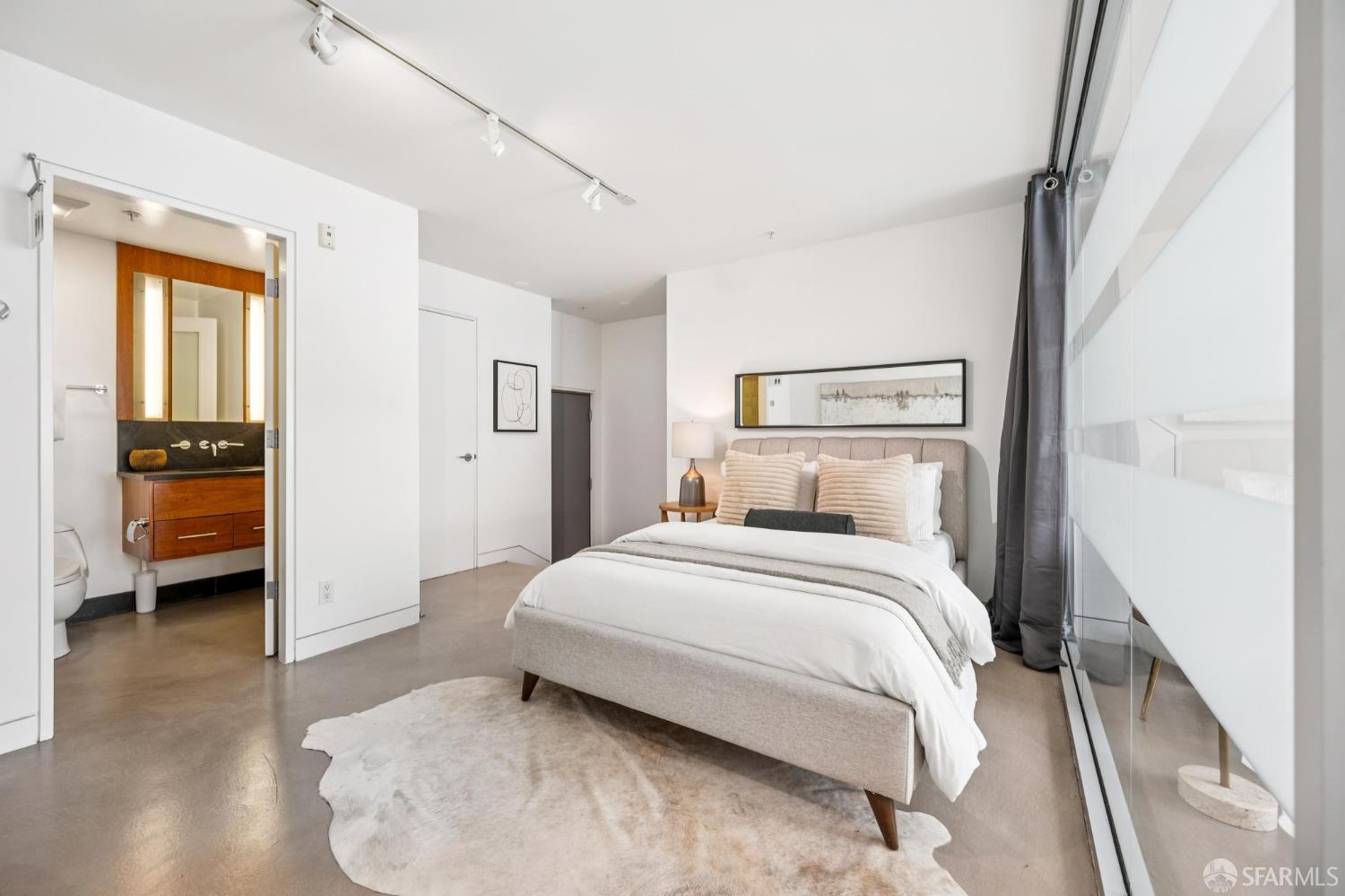 Detail Gallery Image 49 of 52 For 188 South Park St #3,  San Francisco,  CA 94107 - 2 Beds | 2/1 Baths