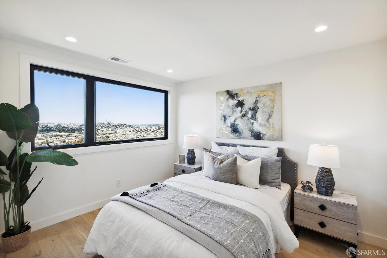 Detail Gallery Image 32 of 72 For 248 Ordway St, San Francisco,  CA 94134 - 4 Beds | 3 Baths