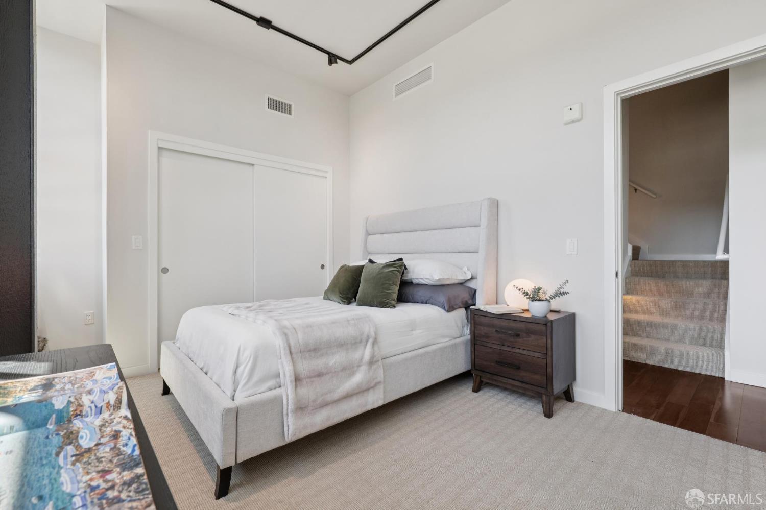 Detail Gallery Image 22 of 56 For 2101 Bryant St #306,  San Francisco,  CA 94110 - 3 Beds | 3 Baths