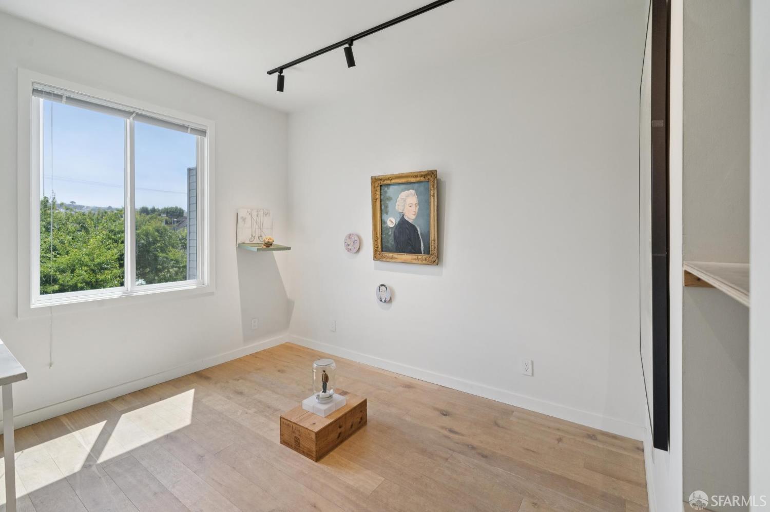 Detail Gallery Image 18 of 62 For 1515 Van Dyke Ave, San Francisco,  CA 94124 - 4 Beds | 2 Baths