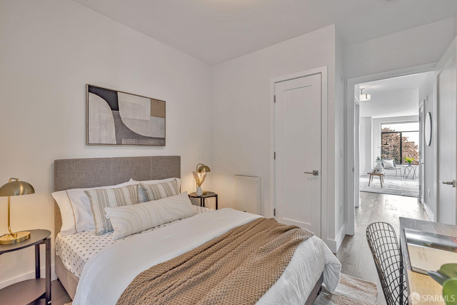 Detail Gallery Image 7 of 41 For 413 Valencia St #303,  San Francisco,  CA 94103 - 2 Beds | 2 Baths
